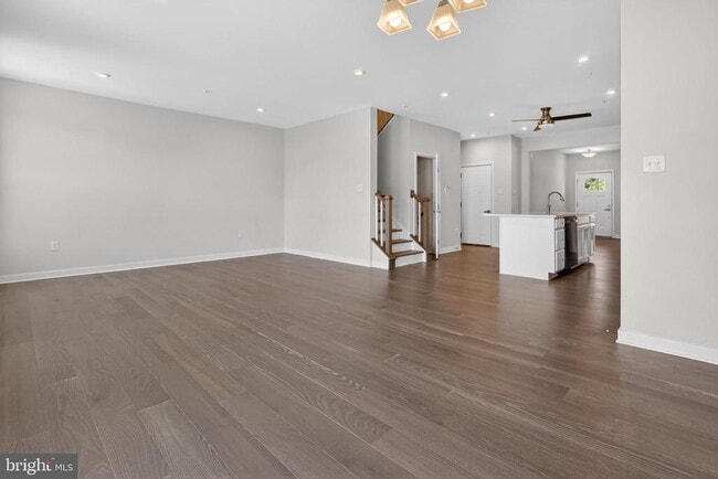 Building Photo - 8005 Milltown Cir