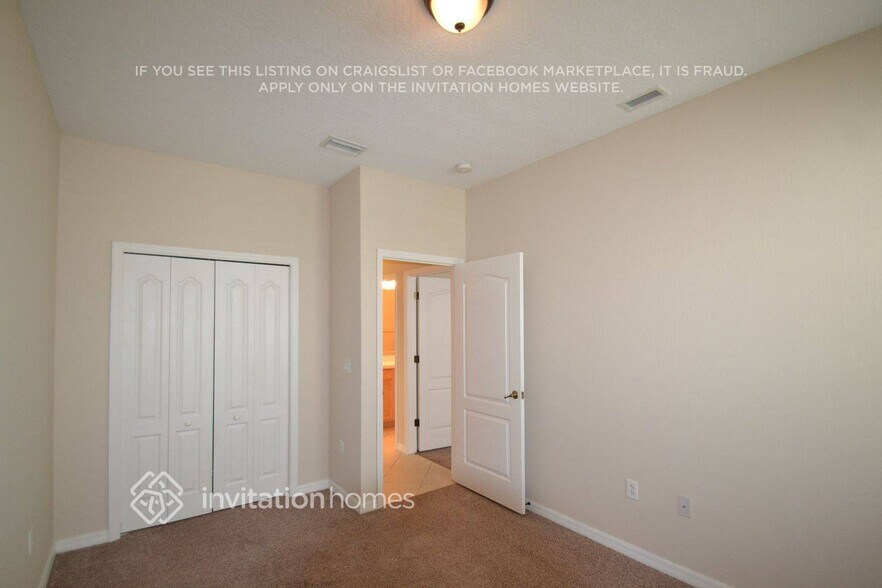 Building Photo - 8819 Haven Harbour Way