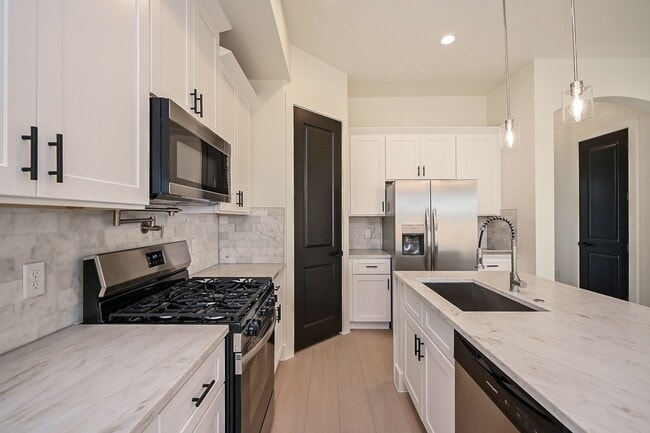 Building Photo - 3839 Noah St