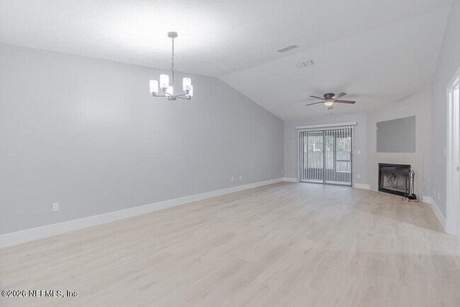 Building Photo - 2131 Sea Hawk Dr