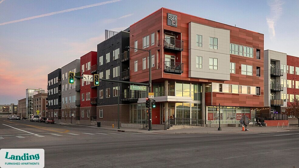 Building Photo - 1000 S Broadway