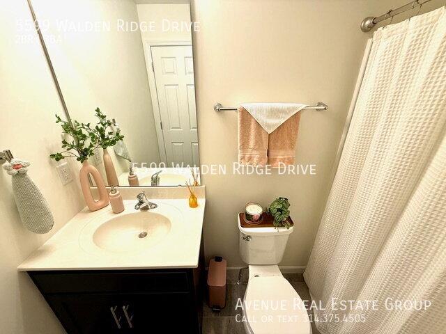 Building Photo - 5599 Walden Ridge Dr