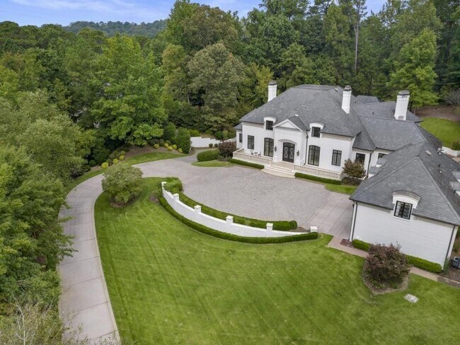 Building Photo - 997 Davis Dr NW