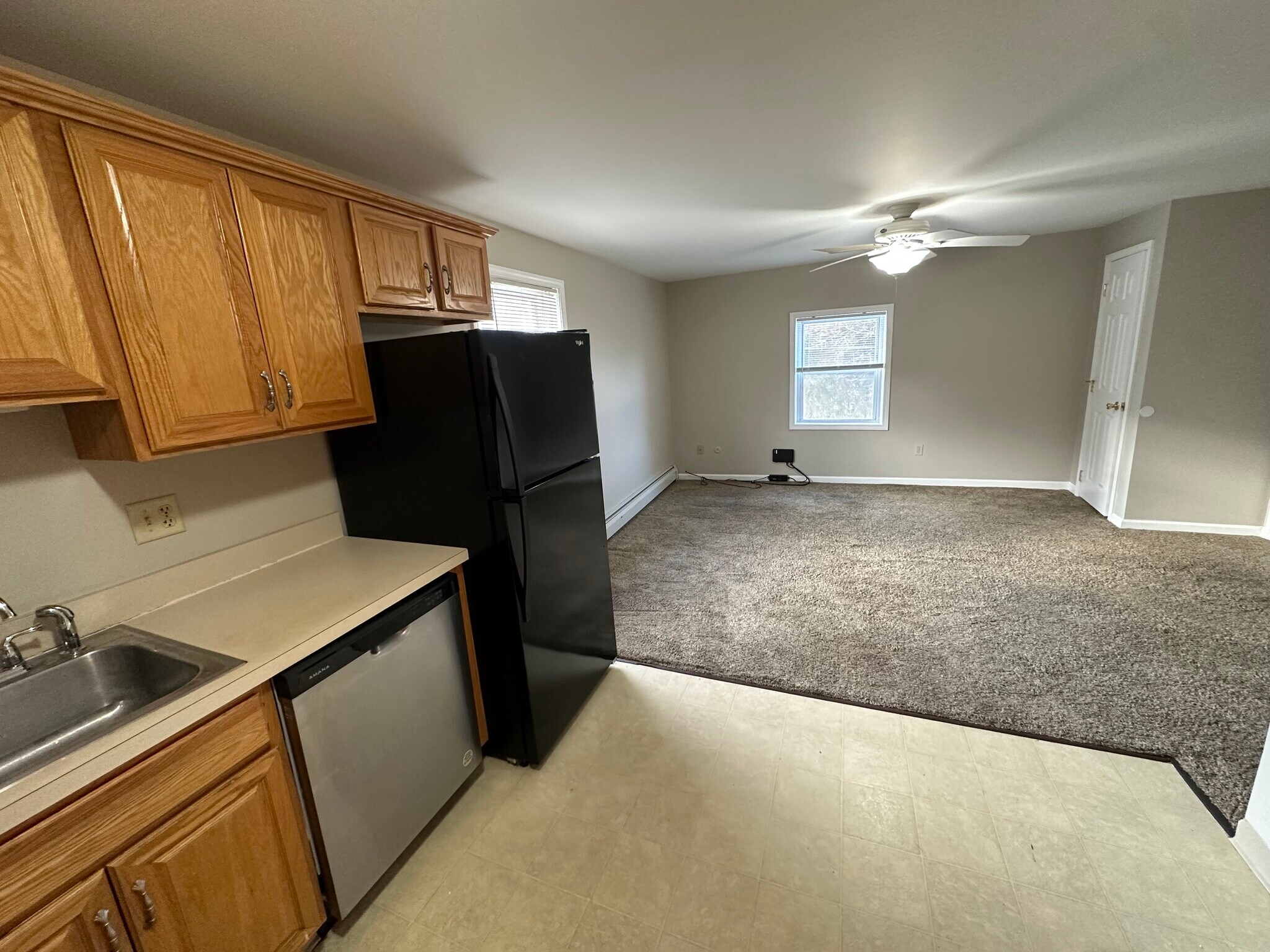 Building Photo - 49 Tappan St