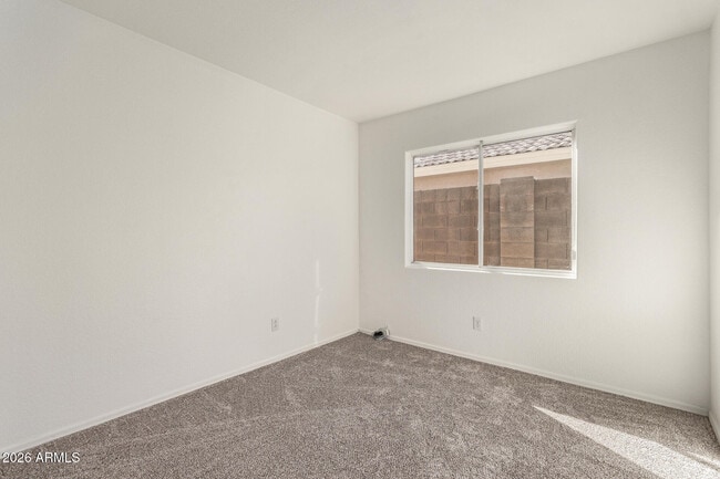 Building Photo - 3517 W Sands Dr