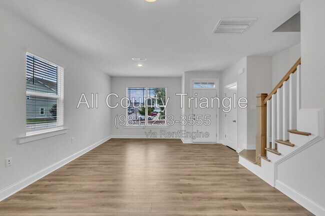 Building Photo - 267 Old Grove Ln