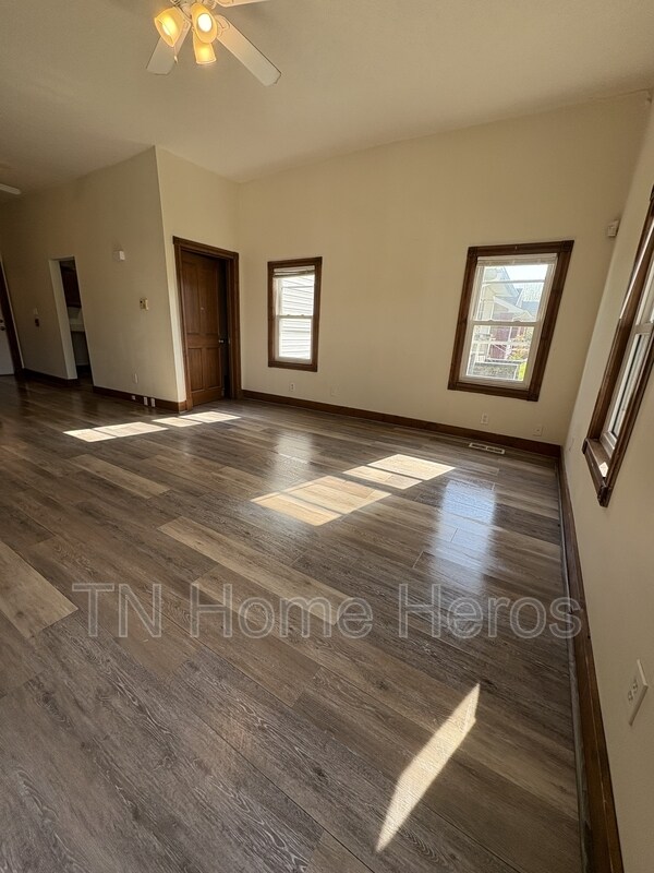 Building Photo - 3128 Linden Ave