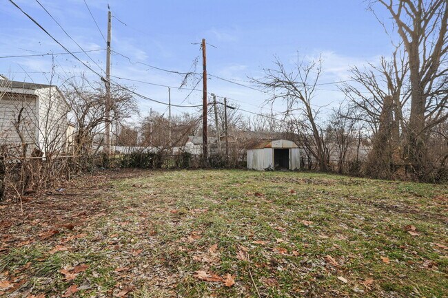 Building Photo - 3337 Houston St