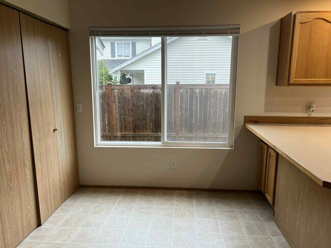 Building Photo - 2966 Sprague St