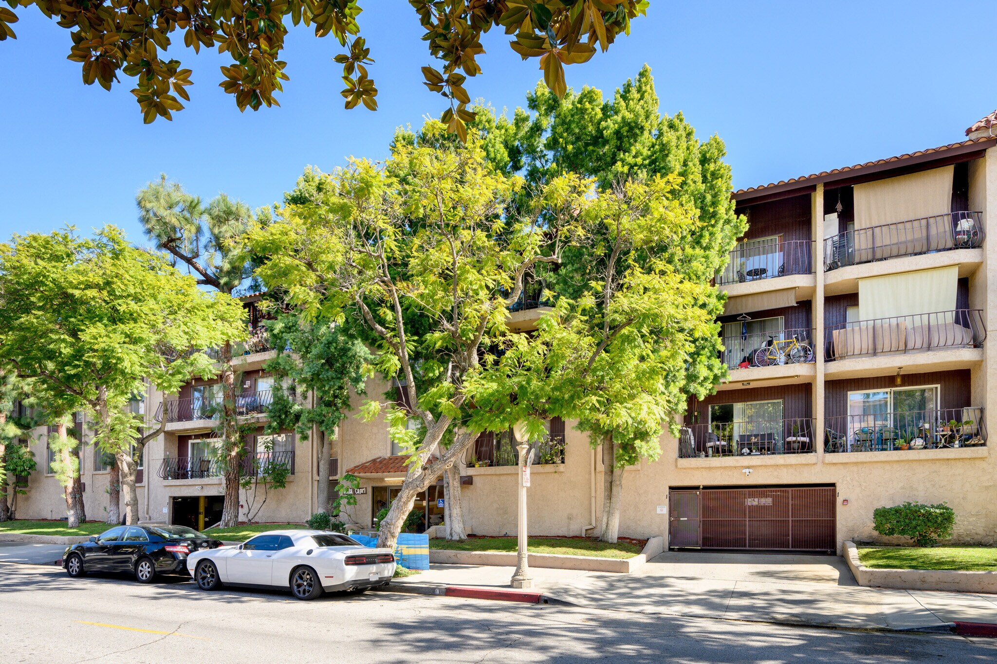 Building Photo - 310 N Jackson St