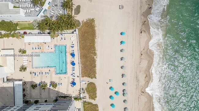 Building Photo - 2751 S Ocean Dr