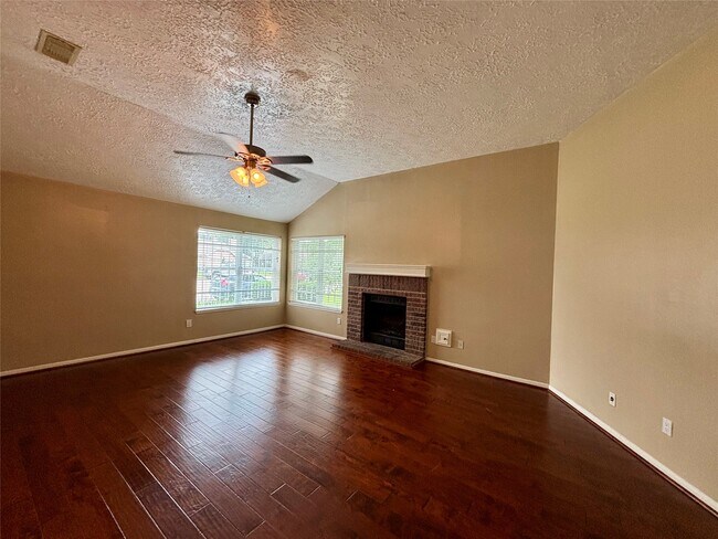 Building Photo - 12702 Meadway Ct