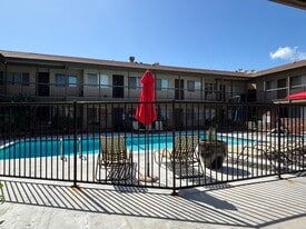 Building Photo - 4633 Marine Ave