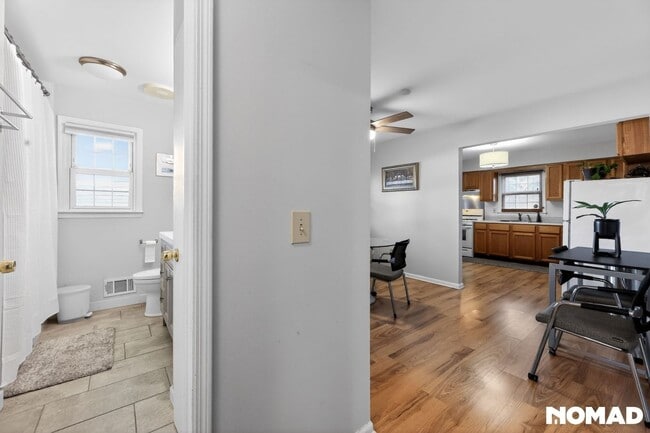 Building Photo - Charming 2BR Apartment in Metuchen