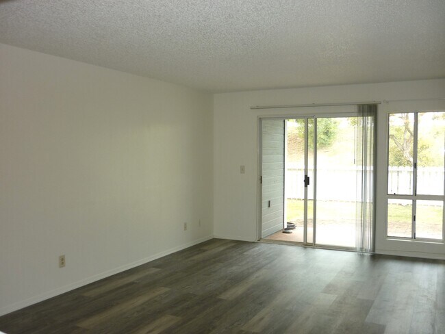 Building Photo - 94-828 Lumiauau St