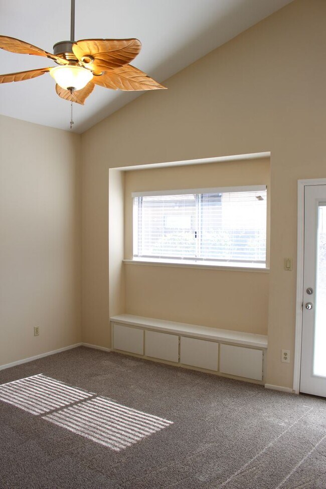 Building Photo - 3505 Huachuca Way