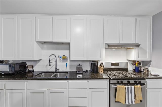 Building Photo - 4228 Winfield Ave