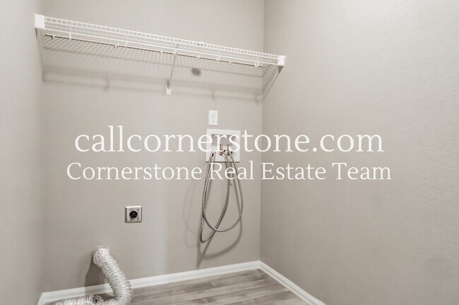 Building Photo - 7662 Jack Pne Grv