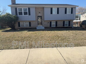 Building Photo - 3333 Swann Rd