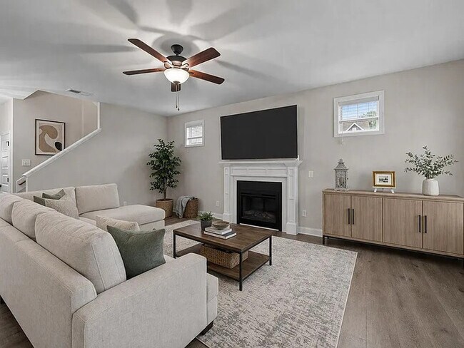 Building Photo - Earn Wealth While Leasing – Like a Homeowner – Lease to Own