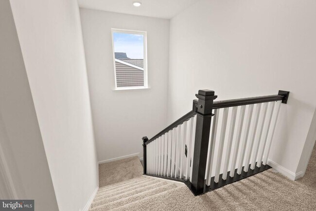 Building Photo - 9166 Arctic Fox Wy