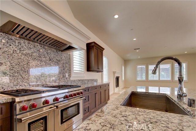 Building Photo - 120 Nest Pine