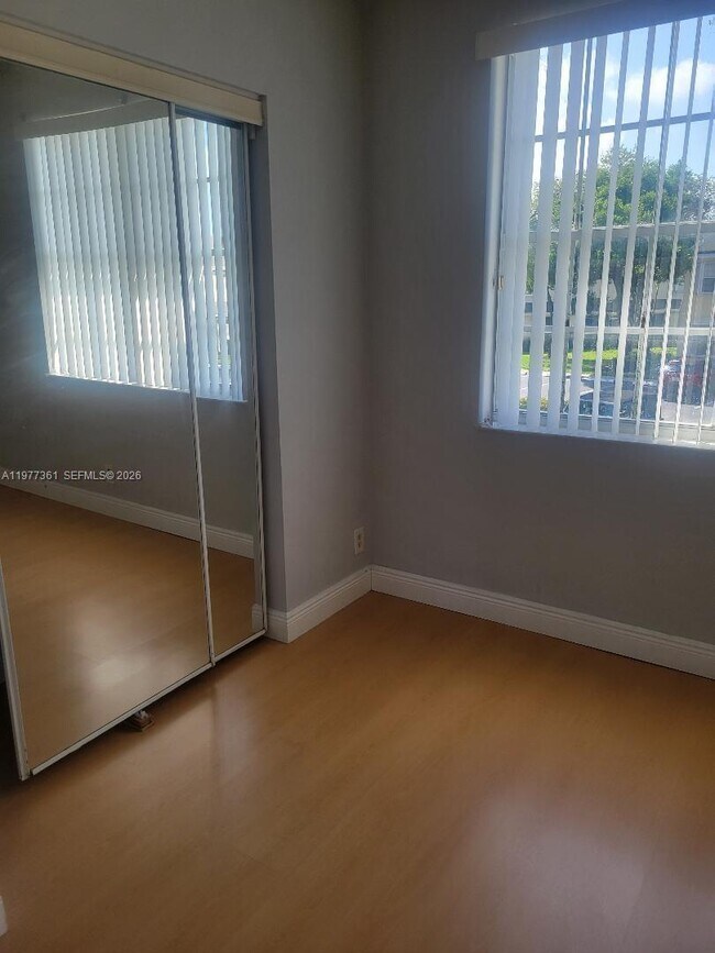 Building Photo - 48 Key W Ct