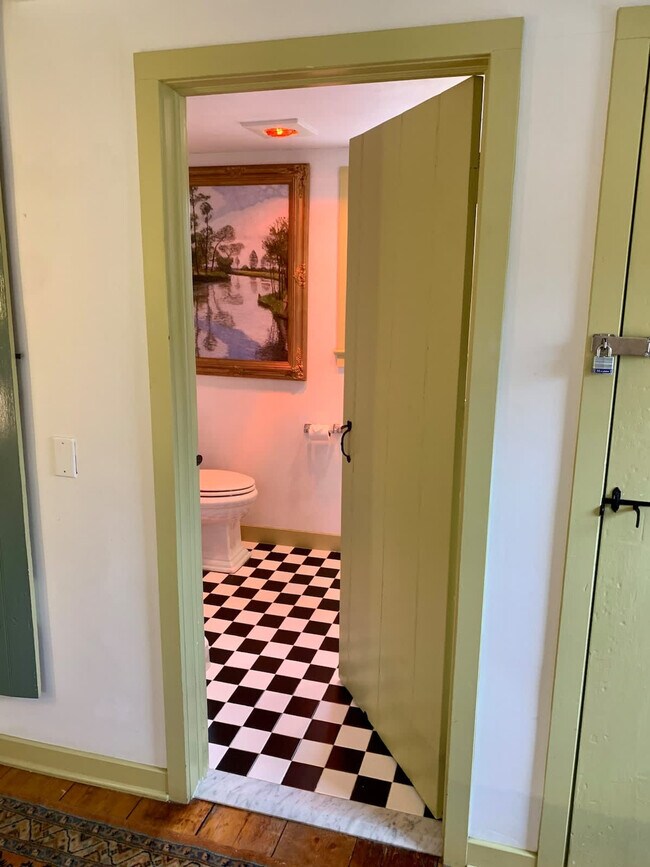 Building Photo - 1357 Canal Rd