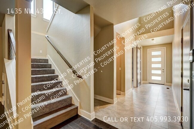 Building Photo - 1435 NW 43rd St