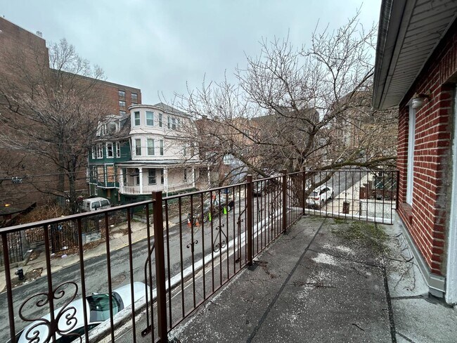 Building Photo - 1819 Palisade Pl