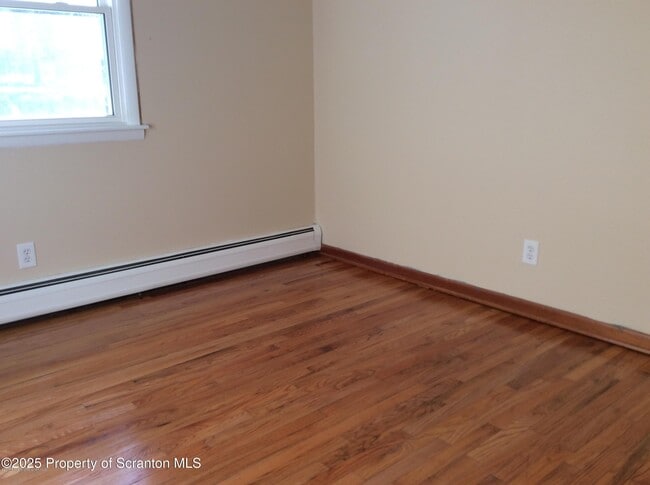 Building Photo - 412 Lane Hill Rd