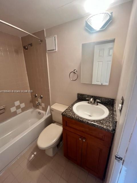 Building Photo - 497 N University Dr