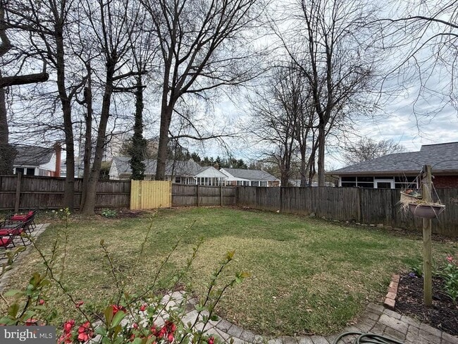 Building Photo - 9709 Saxony Rd