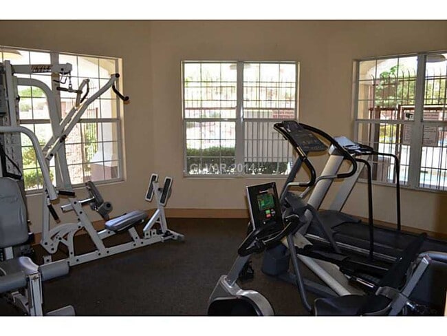 Building Photo - Jasmine Ranch Gated Two Bed Condo!!