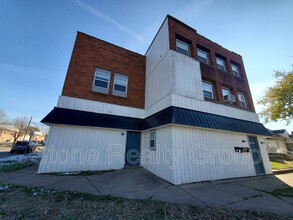 Building Photo - 2333 N 14th St