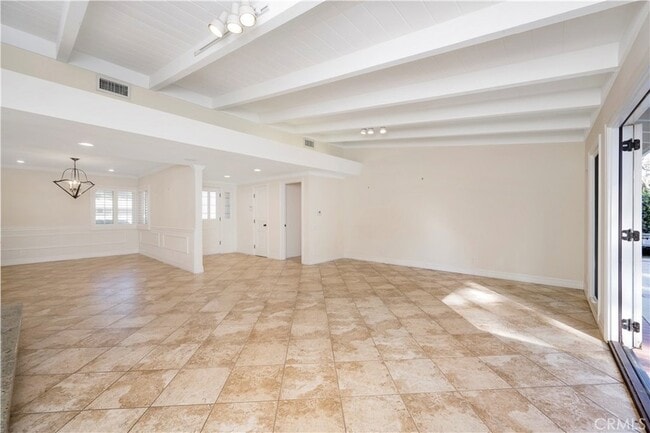 Building Photo - 3150 Dona Maria Dr