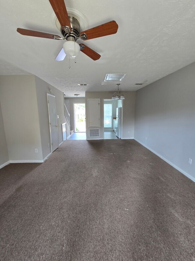 Building Photo - 526 Mill Cove