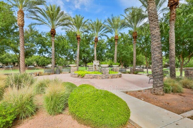 Building Photo - 3474 E Liberty Ln