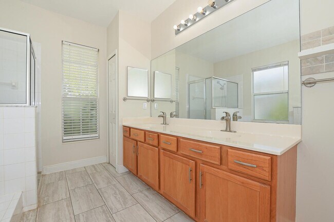 Building Photo - 1273 Scarlet Oak Cir