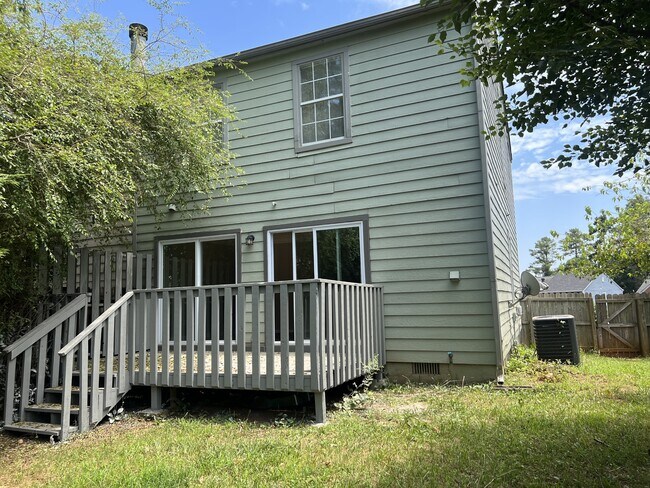 Building Photo - 1877 Barrington Ct