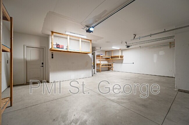 Building Photo - 3782 Brade Lane