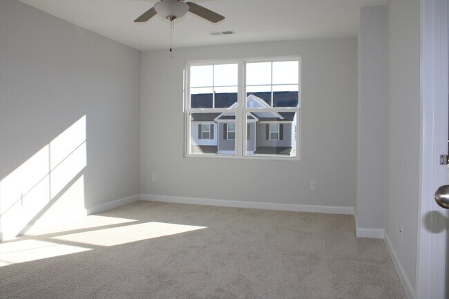 Building Photo - 3851 Well Fleet Dr