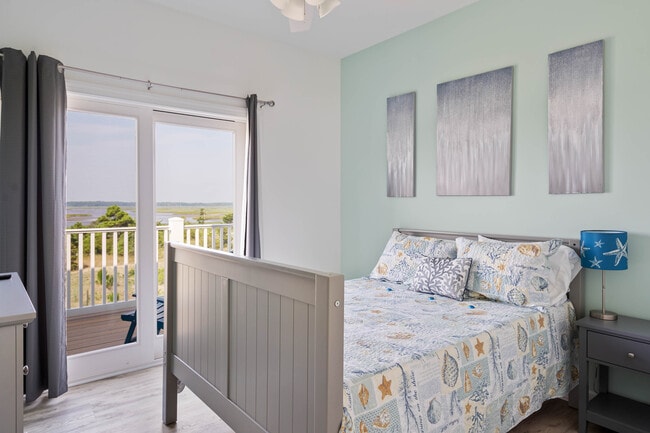 Building Photo - 29331 Clifton Shores Dr