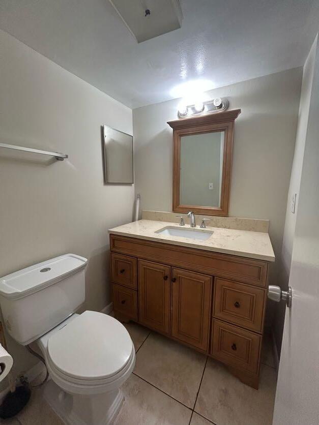 Building Photo - 2211 White Pine Cir