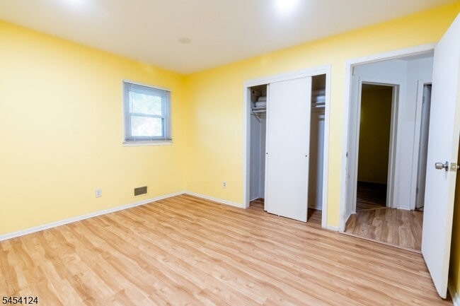 Building Photo - 640 Warfield Rd