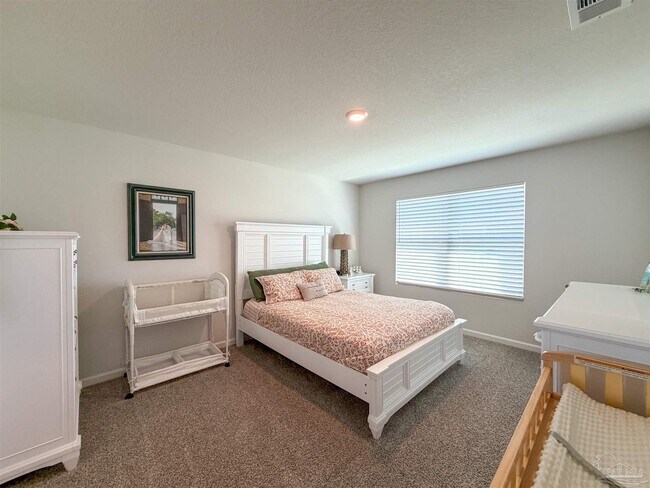 Building Photo - 5494 Silverbell Dr