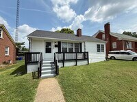 Building Photo - 549 Haskins Dr