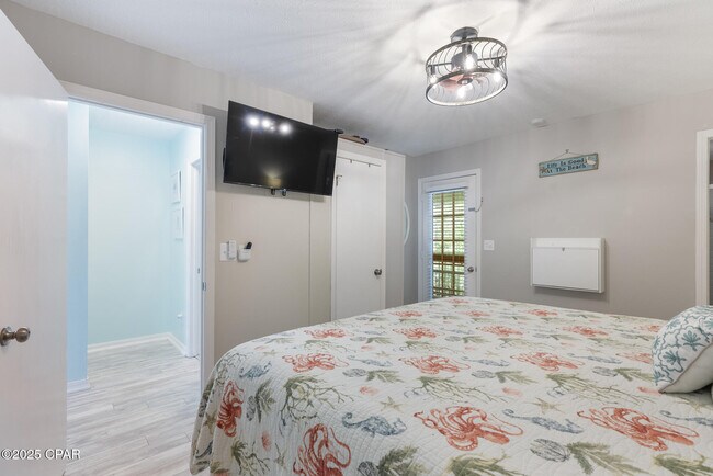 Building Photo - 164 Robin Ln