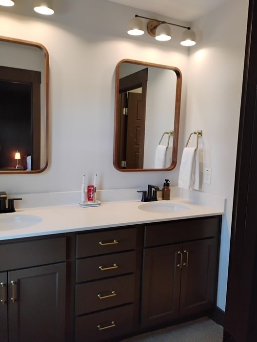 Building Photo - 353 Wash Holw Dr