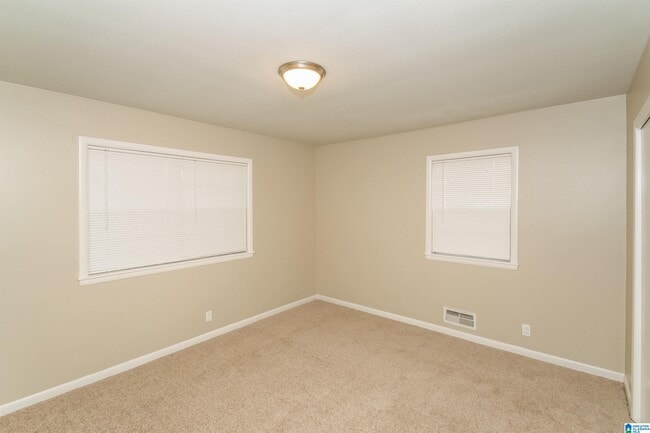 Building Photo - 103 Alaska Dr